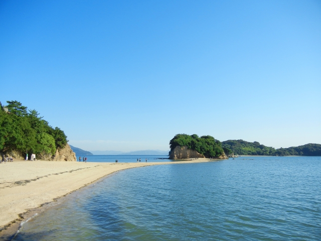 【関西・西日本】海水浴場・海が見える場所と周辺の車中泊スポット15選